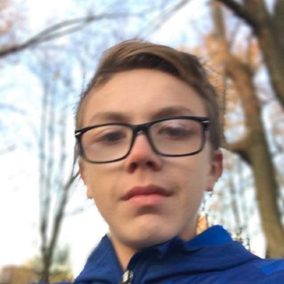 Meet your Posher, Danyck - Picture 1 of 1